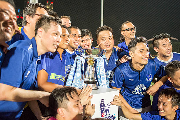 而穆夏拉凭 而穆夏拉凭