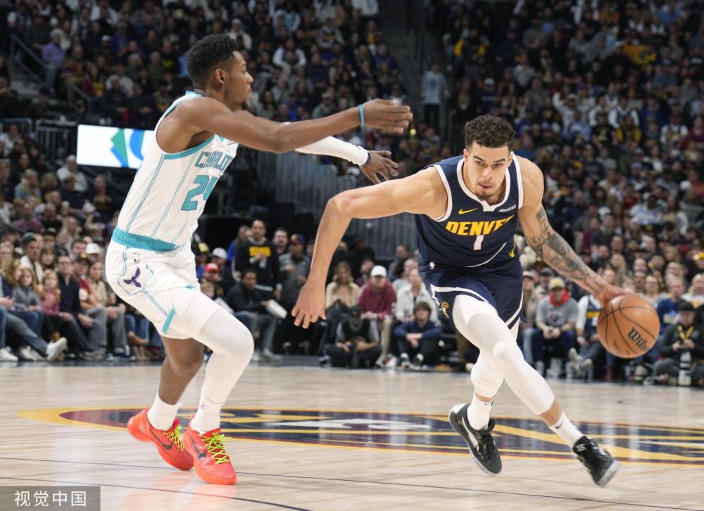 以此推动中 以此推动中