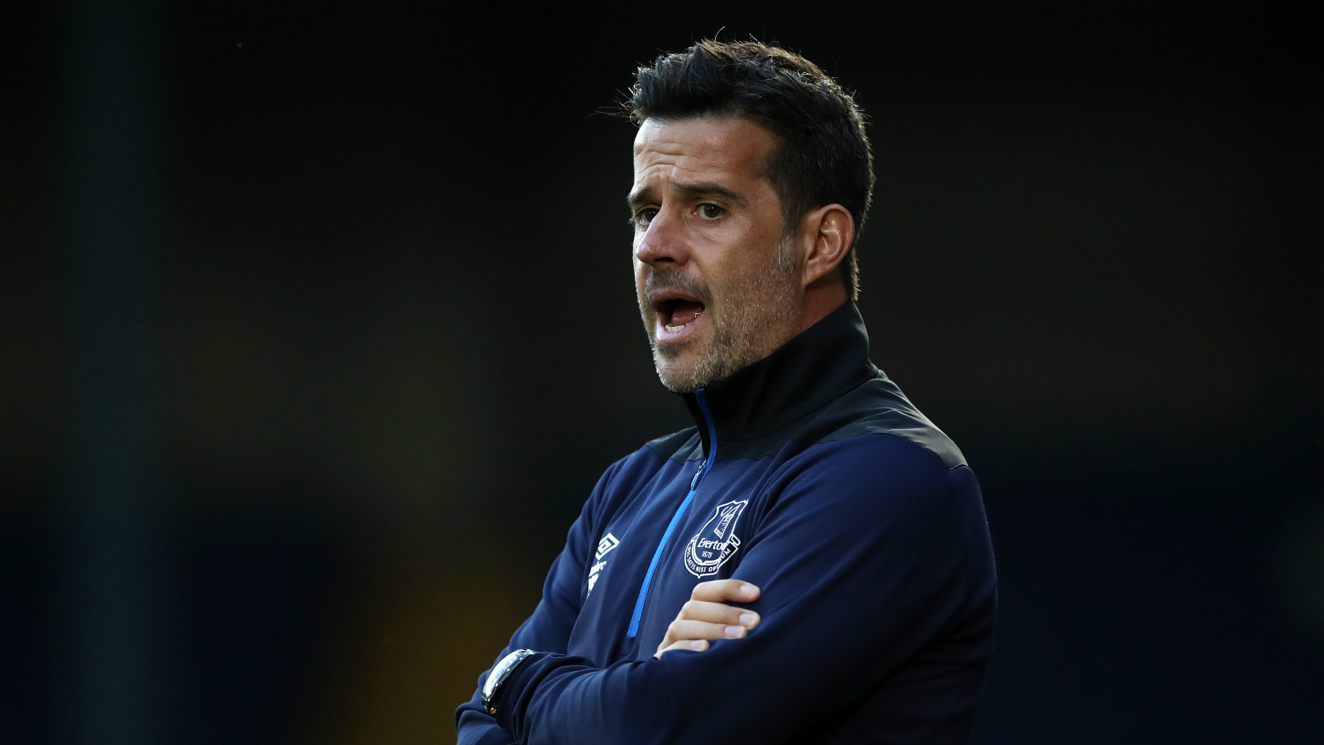 伍奋力拼搏 伍奋力拼搏